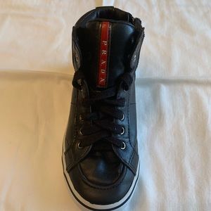 Kids Prada unisex hi top sneakers size 29